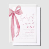 ピンクの弓の女の子だけで1歳の誕生日になりたい ベラム紙招待状 (オフセット)
