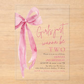 ピンクの弓の女の子は、ちょうど2つの2つの2つの誕生日になりたいだけ アクリル招待状 (正面)