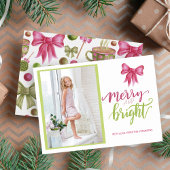 ピンクの弓の緑と明るいメリークリスマスの写真 シーズンカード
