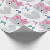 ピンクの弓を使ったふわふわしたクリスマスキャット ラッピングペーパー (角)