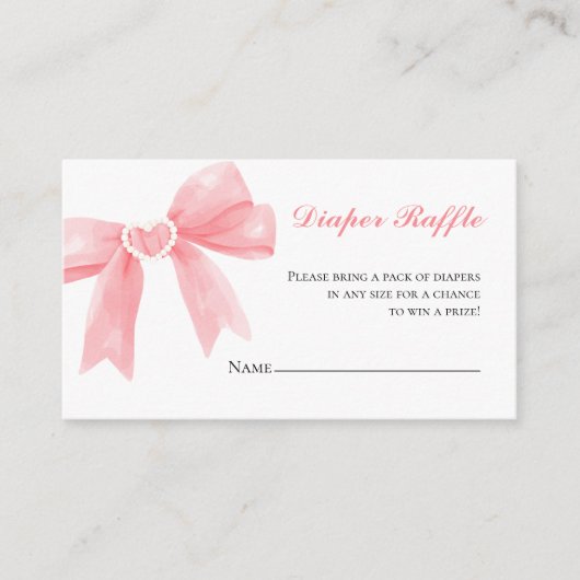 ピンクの弓バラ名門私立校風の赤ちゃんシャワーおむつラッフル エンクロージャーカード (正面)