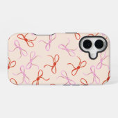 ピンクの弓 – 赤名門私立校風のとピンクのコケットの美学 iPhone 16ケース (裏面横)