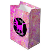 ピンクの恐竜のハッピーバースデー! ミディアムペーパーバッグ (正面アングル)
