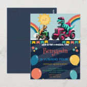 ピンクの恐竜トラクターの虹の誕生日ボーイ ポストカード (正面/裏面)