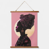 ピンクの恵み：アフリカ伝統ミューズ 吊り下げ型タペストリー (正面)