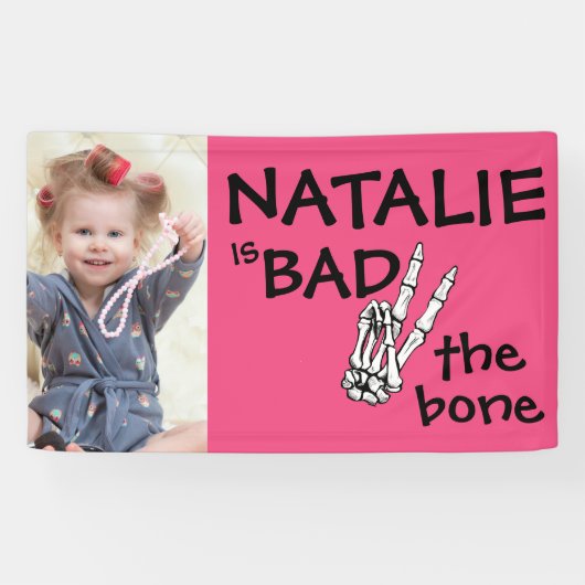 ピンクの悪い2骨ハロウィーンの2番目の誕生日の写真 横断幕 (横)