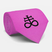 ピンクの悪魔的なタイ ネクタイ (ロール)