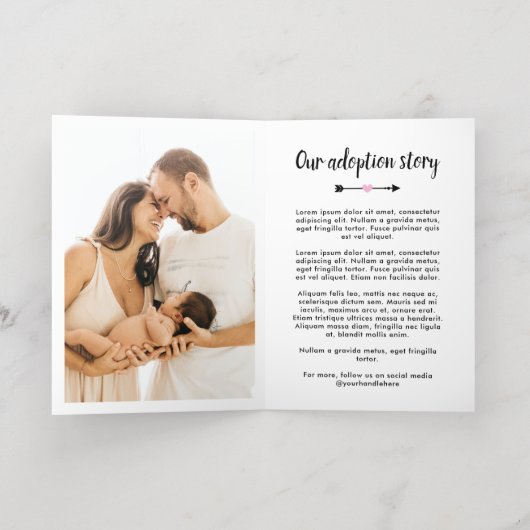 ピンクの愛が家族の養子縁組を発表 箔グリーティングカード (内側レイダウン)