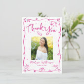 ピンクの手描き落書き写真　卒業　白　レトロ サンキューカード (スタンド正面)