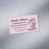 ピンクの掃除機の家の清掃業務 マグネット名刺 (インサイチュ)