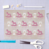 ピンクの揺り木馬それは女の子です! 薄葉紙 (クラフト)