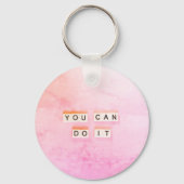 ピンクの文字キーチェーン。 キーホルダー (正面)