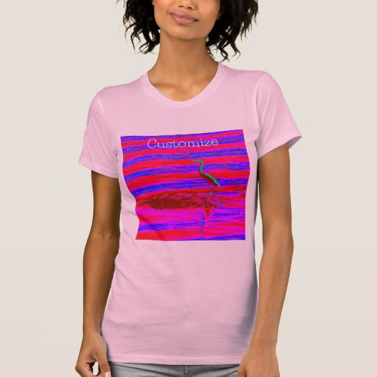ピンクの日の出 ハクセキレイ デザイン Tシャツ (正面)