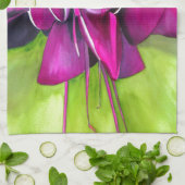 ピンクの明るい赤紫色ポップ・アートのアート水彩花 キッチンタオル (折り畳み)