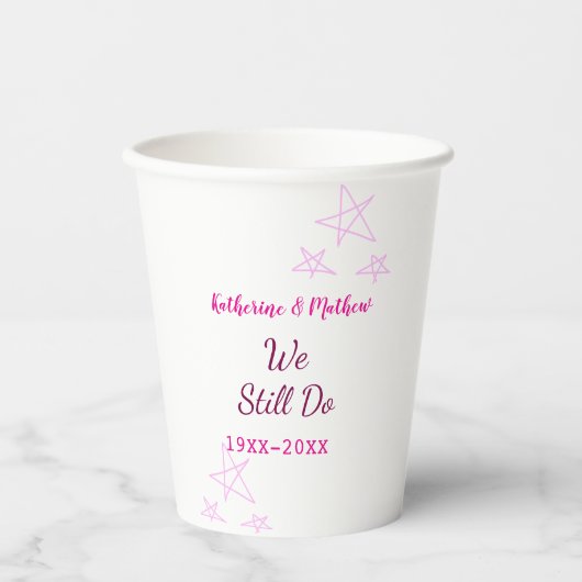 ピンクの星の誓の更新結婚記念日モダン 紙コップ (正面)