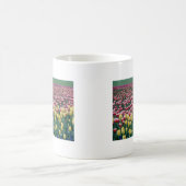 ピンクの春のブレンドの花 コーヒーマグカップ (中央)