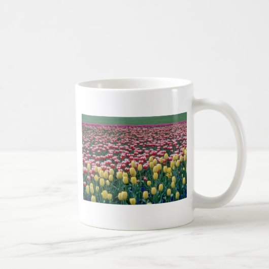 ピンクの春のブレンドの花 コーヒーマグカップ (右)
