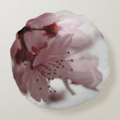 ピンクの春の花の円形の写真の芸術の枕 ラウンドクッション (裏面)