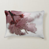 ピンクの春の花の芸術の枕 アクセントクッション (裏面)