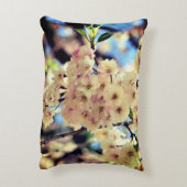 ピンクの春花の花3近く アクセントクッション (裏面(縦))