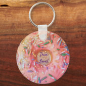 ピンクの曇り虹の振りかけるドーナツ愛 キーホルダー (正面)