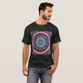 ピンクの曼荼羅 Tシャツ (正面フル)