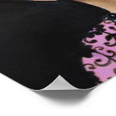 ピンクの服を着ている ポスター (角)