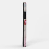 ピンクの枕に坐っているペルシャ Case-Mate iPhoneケース (裏面/右)