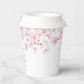 ピンクの桜が咲く庭でのブライズシャワー 紙コップ (右)
