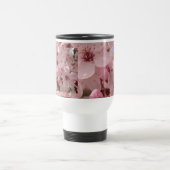 ピンクの桜の春の愛を描いたマグカップ トラベルマグ (中央)