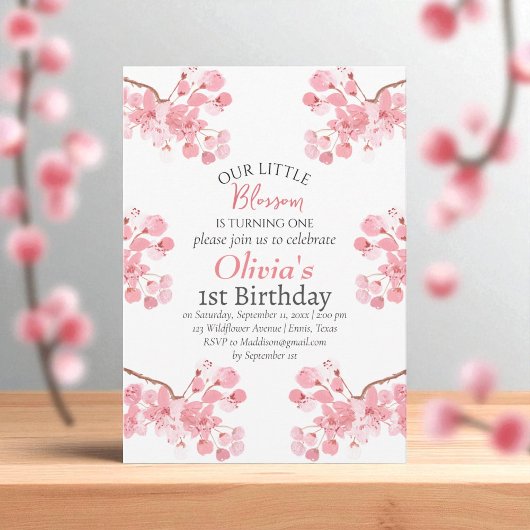 ピンクの桜の花の1歳の誕生日花飾り 招待状
