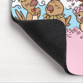 ピンクの桜の花を持つフィンチの鳥 マウスパッド (コーナー)