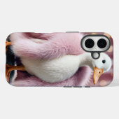 ピンクの毛皮のコートを着たホワイトアヒル Case-Mate iPhoneケース (裏面 (横))