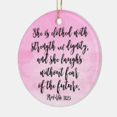 ピンクの水の色の箴言31クリスチャン女性の聖書 セラミックオーナメント (左)