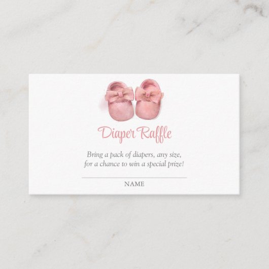 ピンクの水の色の靴ベビーシャワーおむつラッフル エンクロージャーカード (正面)
