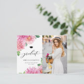 ピンクの水彩ダリアの花の写真 卒業のお知らせ 案内ポストカード (スタンド正面)