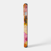 ピンクの水彩幾何学模様 iPhone 15ケース (左側面)