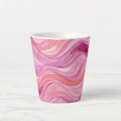 ピンクの水彩波パターン カフェラテマグ (正面)