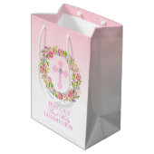 ピンクの水彩画の花の女の子の最初聖餐式 ミディアムペーパーバッグ (裏面アングル)
