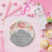 ピンクの水彩画の花の灰色の木製のブライダルシャワー ペーパープレート (パーティー)