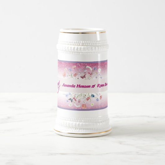 ピンクの水彩花ウェディング ビールジョッキ (中央)