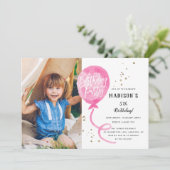 ピンクの水彩風船 ゴールドのコンフェッティ 誕生日 招待状 (スタンド正面)