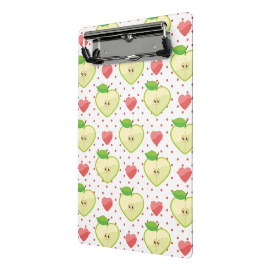 ピンクの水玉模様およびハートが付いているハートのりんご ミニクリップボード (アングル2)
