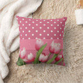 ピンクの水玉模様かわいらしとピンクのチューリップ クッション (ブランケット)