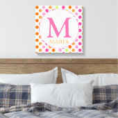 ピンクの水玉模様とイニシャルウォールデコール キャンバスプリント (インサイチュ (寝室))