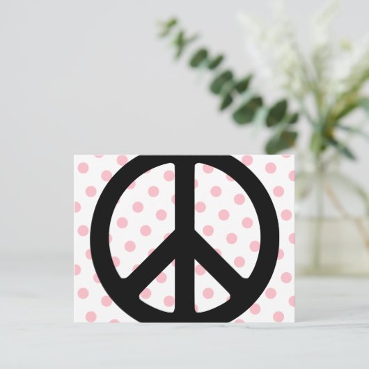 ピンクの水玉模様と黒の平和のシンボル ポストカード (スタンド正面)