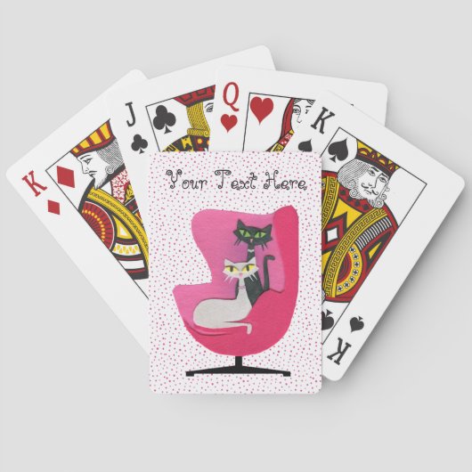 ピンクの水玉模様にピンクの椅子を持つミッドセンチュリーの猫 トランプ (裏面)