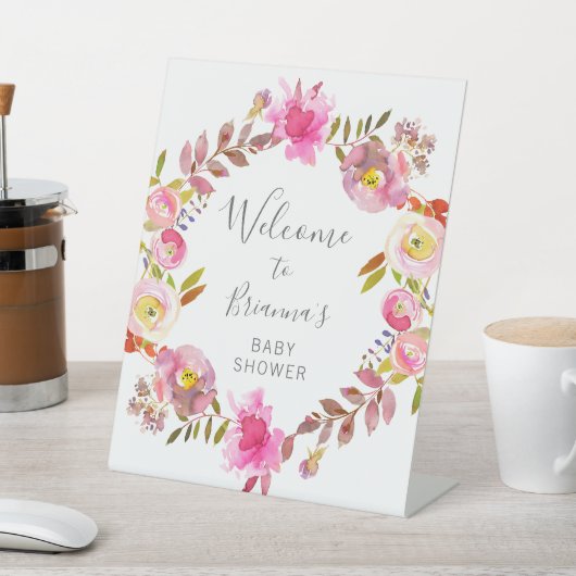 ピンクの水色のフローラリースベビーシャワーへようこそ 台座サイン (インサイチュ)