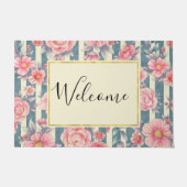ピンクの水色の花を歓迎ストライプする ドアマット (正面)