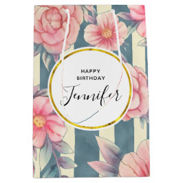 ピンクの水色の花オンストライプ誕生日 ミディアムペーパーバッグ